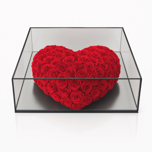 Corazón de Rosas preserved roses box Amani London