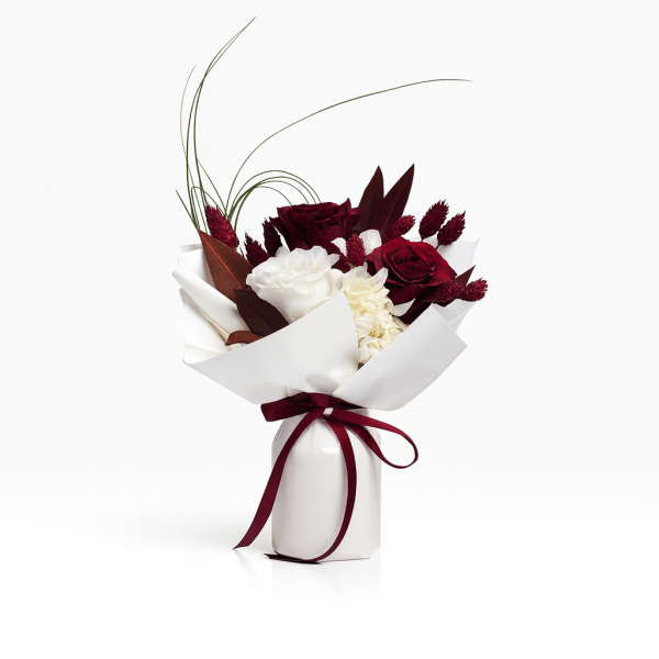 Timeless Duo Rose Bouquet long‑stemmed ivory and ruby red roses Amani London